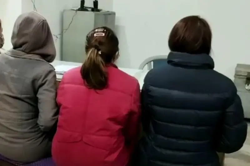 Spa Center Raid: स्पा सेंटर में चल रहा था ऐसा काम, पहुंच गई पुलिस, दिल्ली-यूपी-हरियाणी की लड़कियों सहित 5 गिरफ्तार