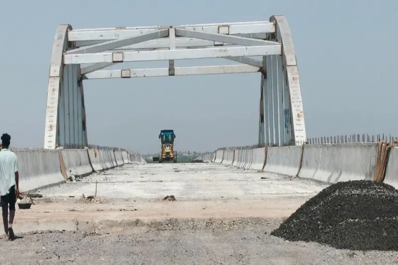 NH 325 बायपास पर बड़ी बाधा: तेल आपूर्ति कठिनाई से निर्माण गति धीमी