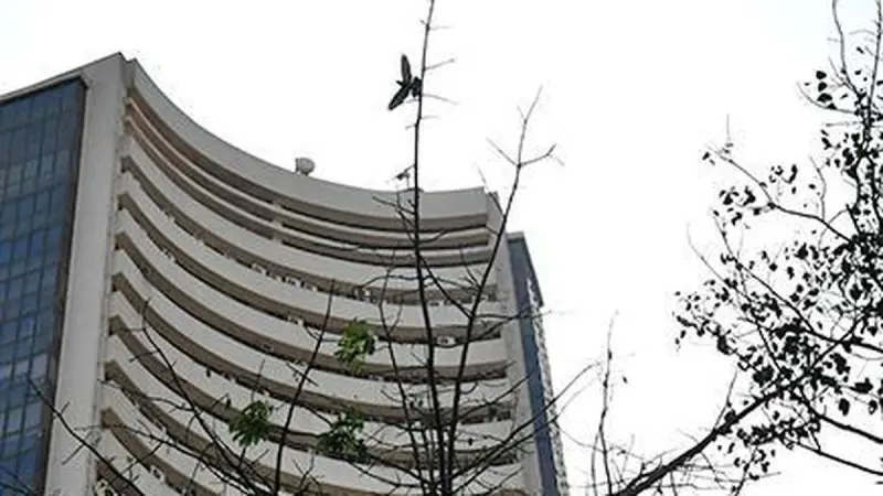 Markets jump as hopes grow for resumption of U.S.-Iran peace talks