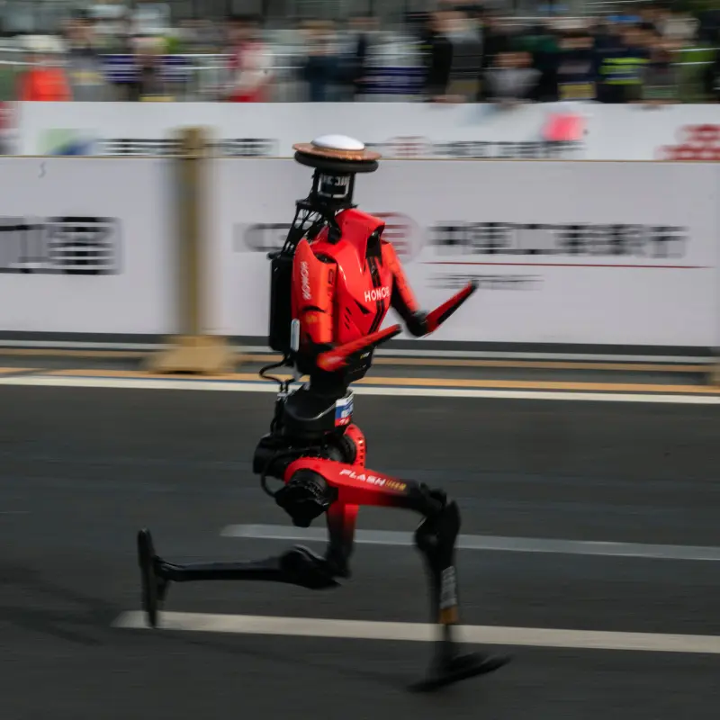Humanoid Robot Sets Record in Beijing Half-Marathon Finish
