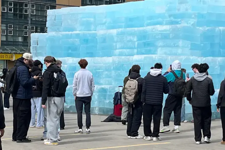 Drake Album Release Plans Meet Public Safety Realities as Police Respond to Event