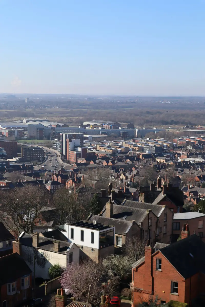 Lincoln backs cautious approach to theft risk as students return after Easter break